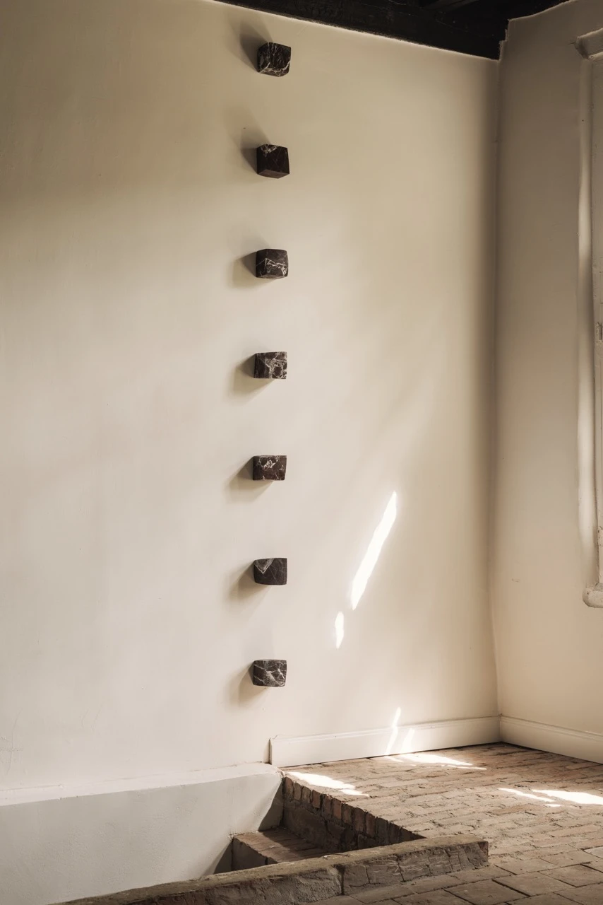 COUNTERFORM by Karen VERLINDEN
