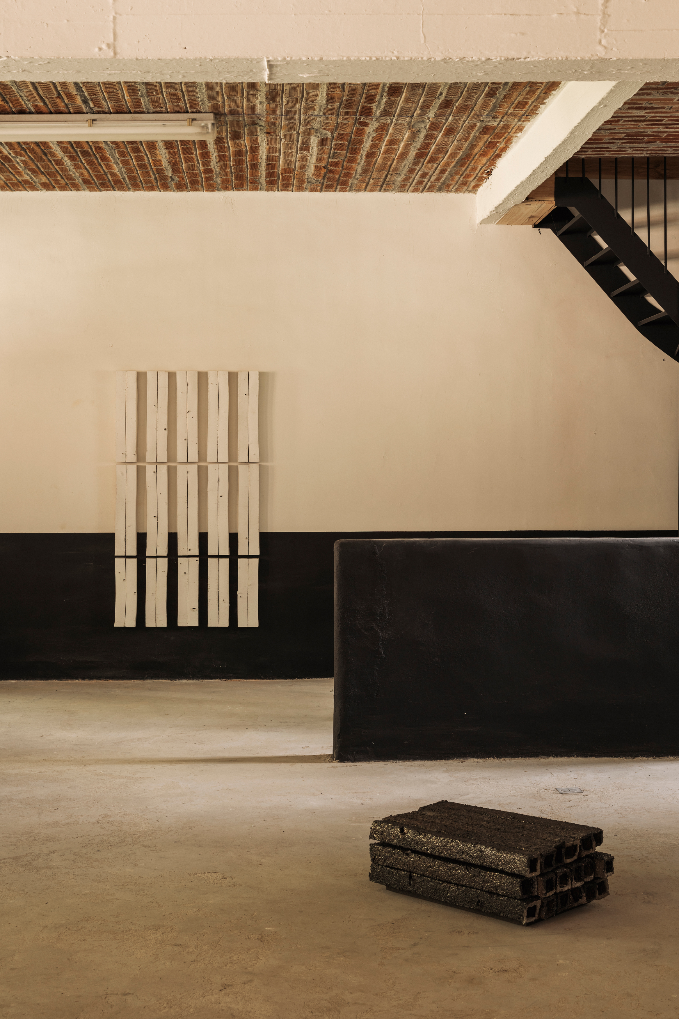 COUNTERFORM by Karen VERLINDEN