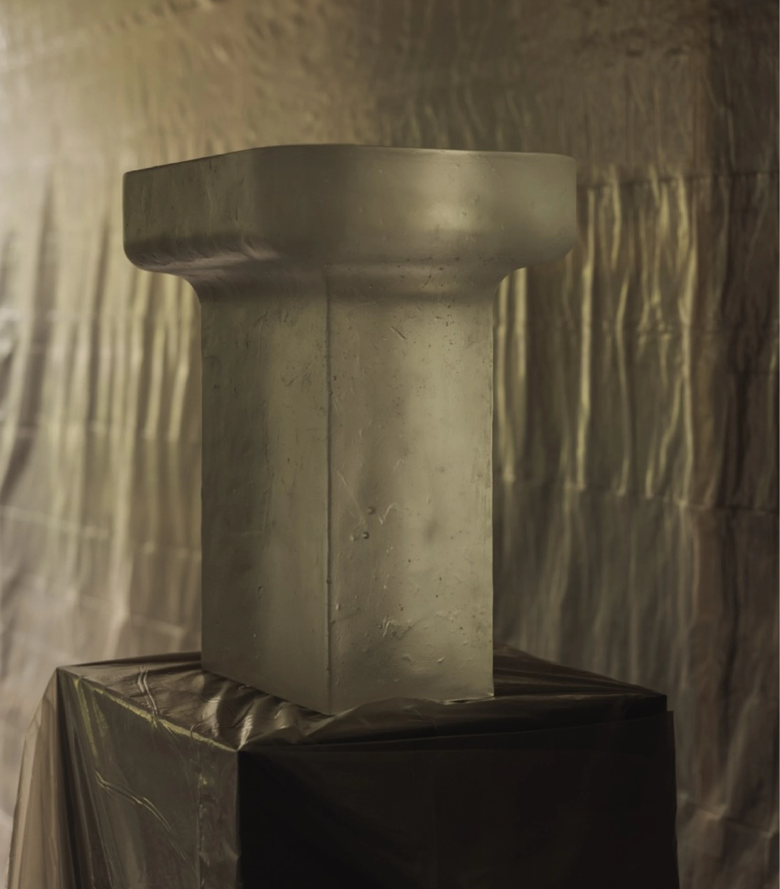 STG - mono side table glass